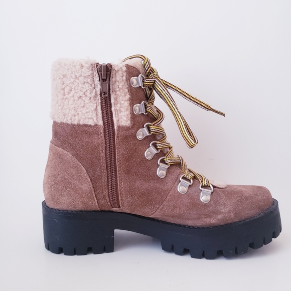 Steve Madden Aniko Lugg Sole Boots - Picture 6 of 11